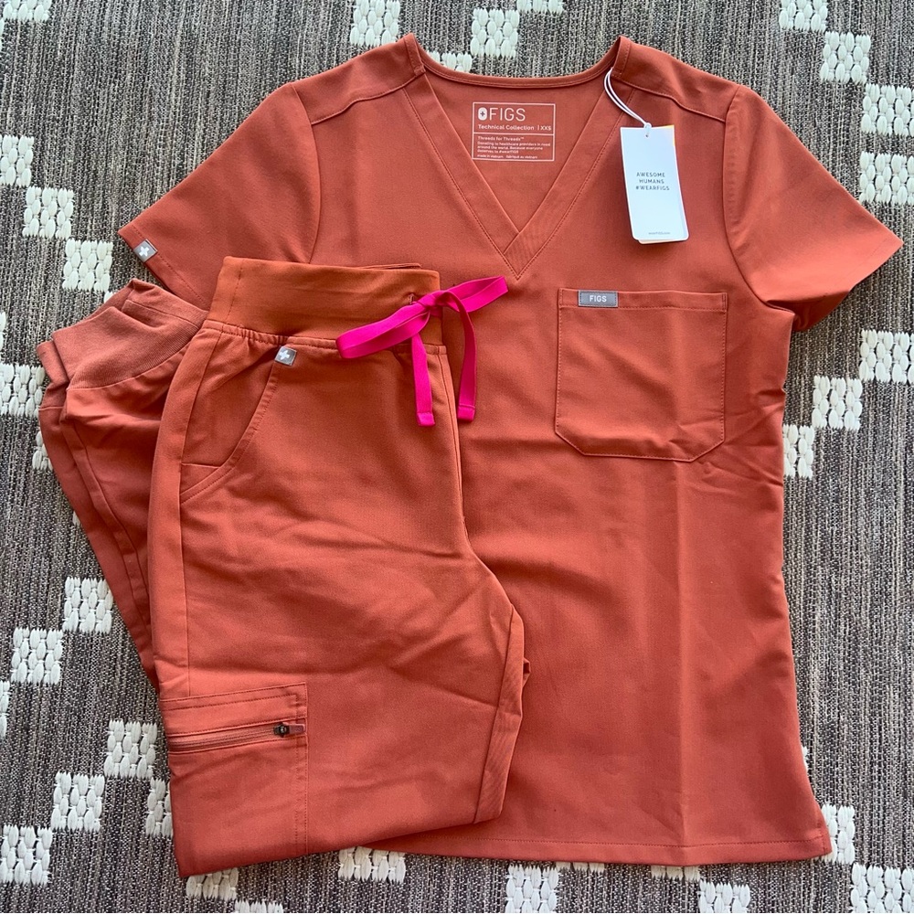 FIGS Terracotta Scrub Set XSP